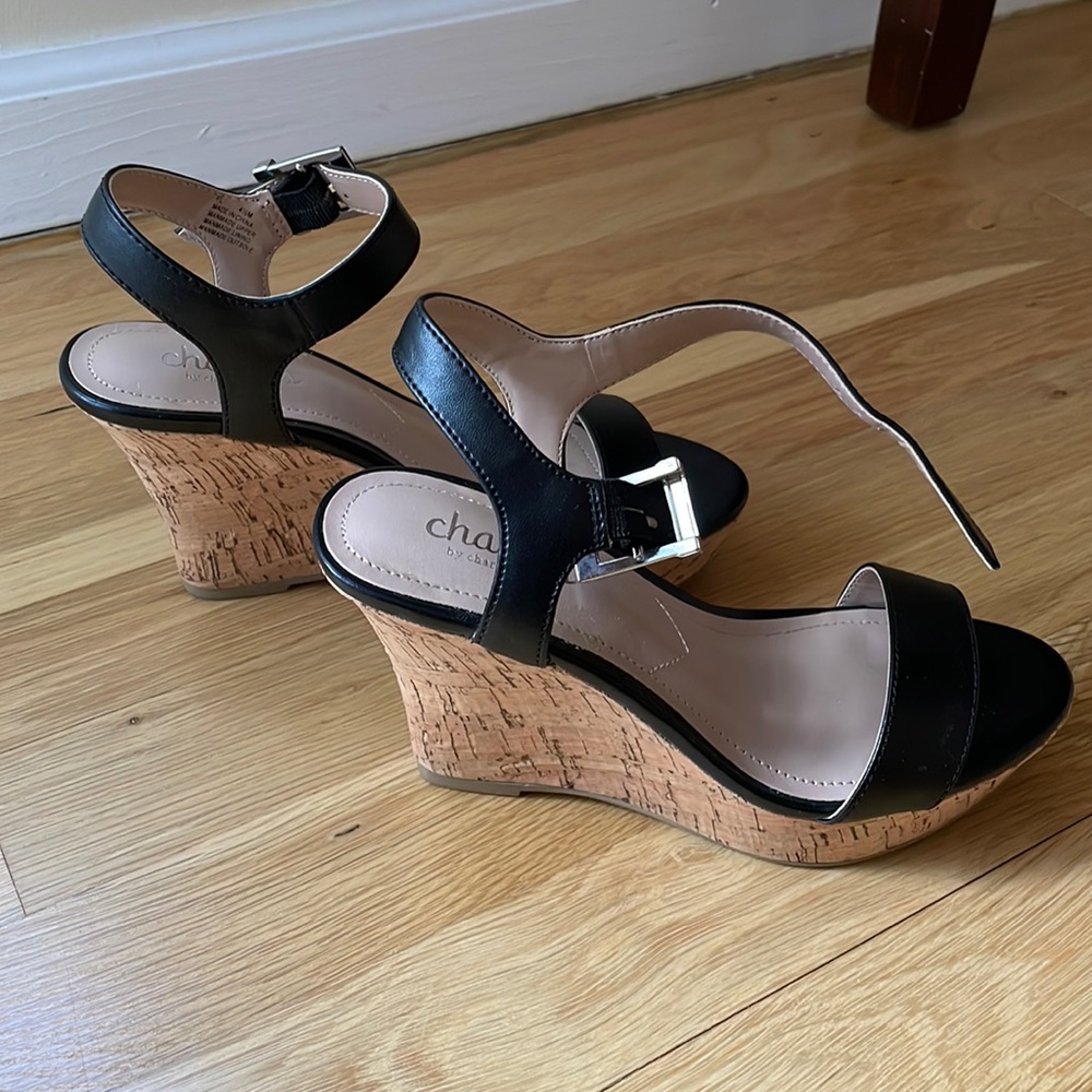 Excellent condition Charles David Black cork platform Sandals